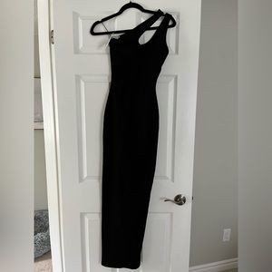 Black One-Shoulder Maxi Dress